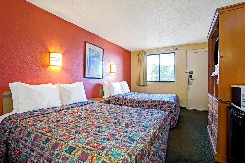 Rodeway Fairgrounds-casino Inn 2*